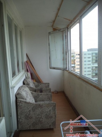 inchiriez-apartament-2-camere-pe-b-dul-mihai-viteazu-2