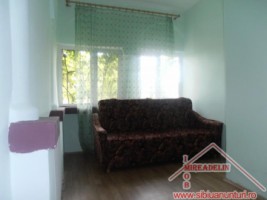 inchiriez-apartament-3-camere-la-casa-central-6