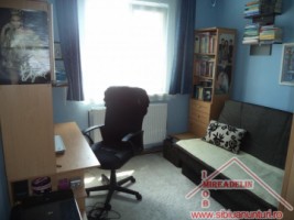 vand-apartament-3-camere-calea-cisnadiei-2