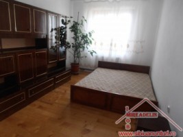 inchiriez-apartament-4-camere-zona-strand-ii-6