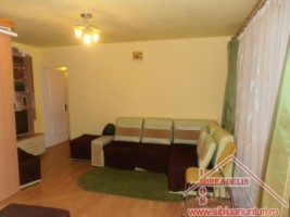 ocazie-vand-apartament-3-camere-la-mansarda-zona-interex-4