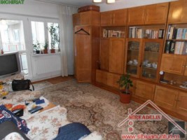 inchiriez-apartament-3-camere-zona-strand