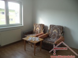 inchiriez-apartament-2-camere-vasile-aaron-1