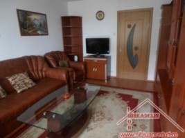 inchiriez-apartament-2-camere-elegant-pe-bdul-mihai-viteazu-1