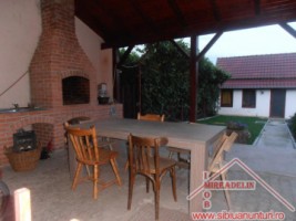 inchiriez-apartament-3-camerela-casa-zona-terezian-11