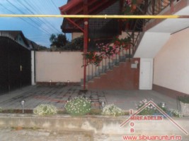 inchiriez-apartament-3-camerela-casa-zona-terezian-13