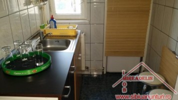 urgent-vand-apartament-3-camere-strada-hipodromului-ii-3