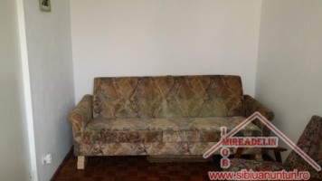 urgent-vand-apartament-3-camere-strada-hipodromului-ii-5