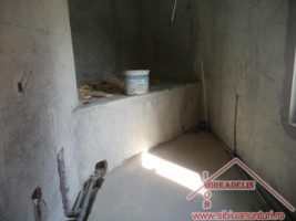 vand-casa-la-pret-de-apartament-zona-calea-cisnadiei-4