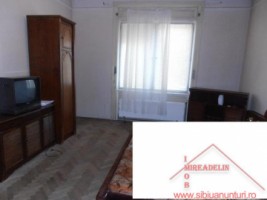 vand-apartament-la-casa-central-1