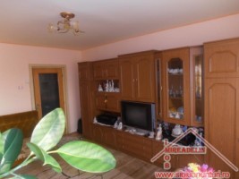 inchiriez-apartament-3-camere-calea-dumbravii-2