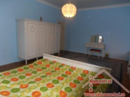 inchiriez-apartament-4-camere-la-casa-central-3