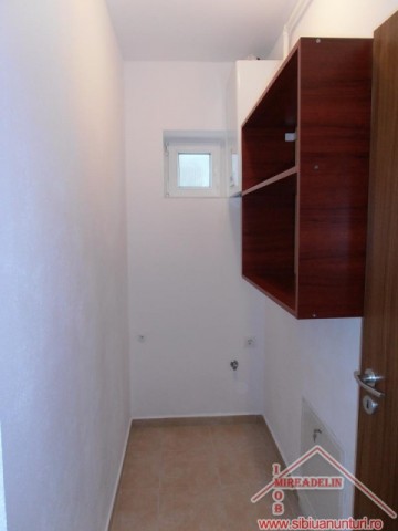 inchiriez-apartament-2-camere-la-vila-zona-lazaret-8