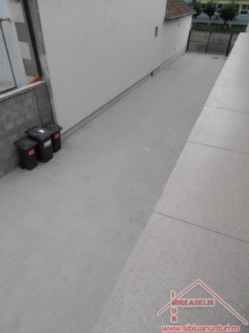 inchiriez-apartament-2-camere-la-vila-zona-lazaret-10