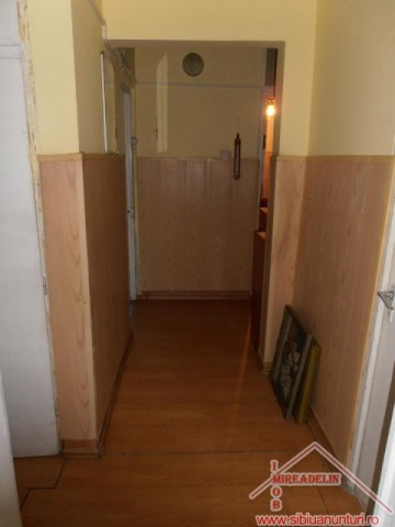 urgent-vand-apartament-3-camere-strand-4