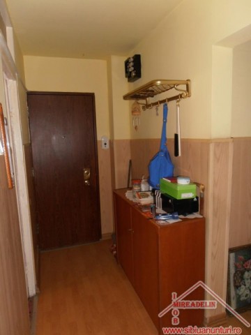 urgent-vand-apartament-3-camere-strand-7