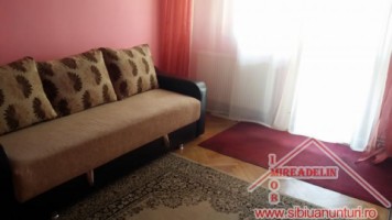 inchiriez-apartament-2-camere-decomandat-valea-aurie-1