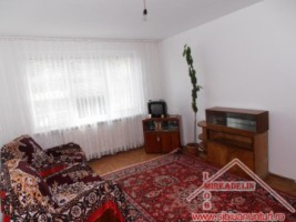 inchiriez-apartament-2-camere-zona-cedonia-2