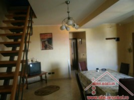 inchiriez-apartament-3-camere-valea-aurie-1