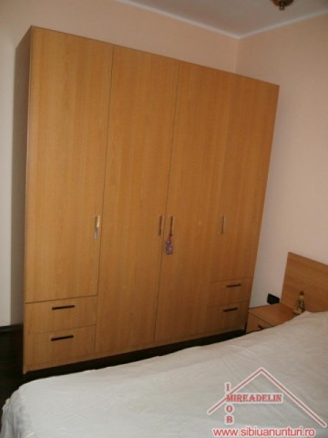 inchiriez-apartament-3-camere-valea-aurie-3
