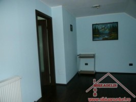 inchiriez-apartament-3-camere-valea-aurie-6
