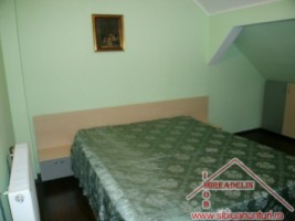 inchiriez-apartament-3-camere-valea-aurie-8
