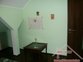 inchiriez-apartament-3-camere-valea-aurie-10