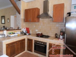 inchiriez-casa-3-camere-zona-trei-stejari-1