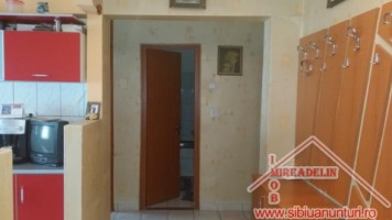 vand-acum-apartament-3-camere-decomandate-soseaua-alba-iulia-2