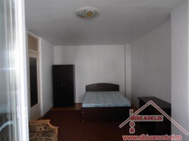 inchiriez-apartament-3-camere-central-3