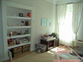 vand-apartament-3-camere-la-casazona-ultracentrala