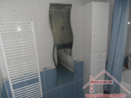 inchiriez-apartament-2-camere-elegant-vasile-aaron-5