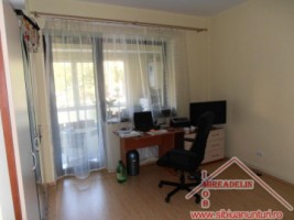 inchiriez-apartament-4-camere-elegant-mihai-viteazu-12