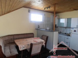inchiriez-apartament-2-camerela-casa-zona-terezian-3