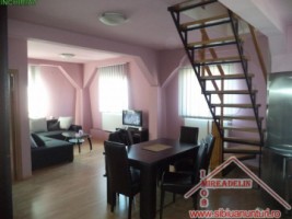 inchiriez-ap3-camere-mansarda-vaaron