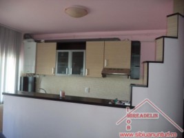 inchiriez-ap3-camere-mansarda-vaaron-3