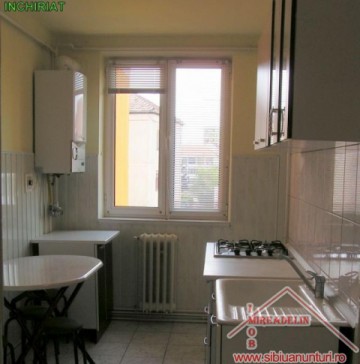 inchiriez-apartament-2-camere-zona-interex