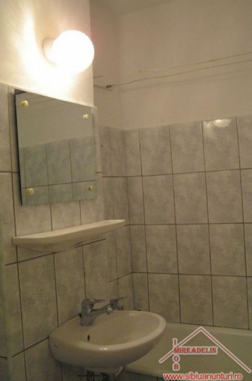 inchiriez-apartament-2-camere-zona-interex-4