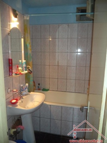 inchiriez-apartament-3-camere-mihai-viteazu-7
