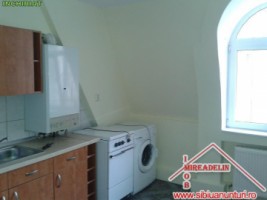 inchiriez-apartament-3-camere-zona-ultracentrala