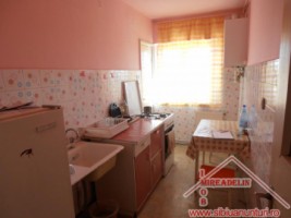 inchiriez-apartament-2-camere-vasile-aaron-4