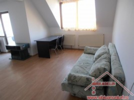 inchiriez-apartament-3-camere-central-zona-strazii-dealului-2