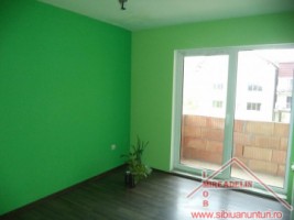 inchiriez-apartament-3-camere-zona-strand-2