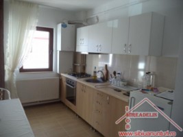 inchiriez-apartament-3-camere-zona-lidl-mihai-viteazu-2