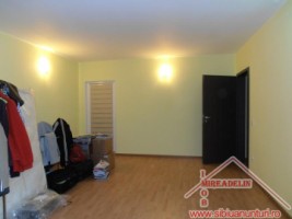 vand-casa-zona-calea-cisnadiei-10