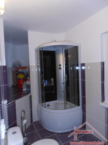vand-casa-zona-calea-cisnadiei-12