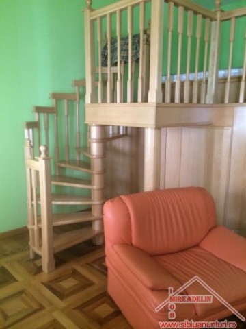 inchiriez-apartament-2-camere-ultracentral-2