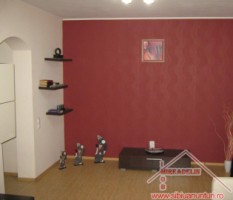 inchiriez-apartament-3-camere-zona-ultracentrala-2