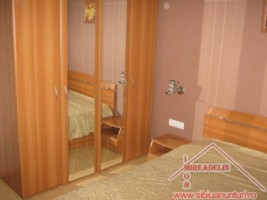 inchiriez-apartament-3-camere-zona-ultracentrala-3