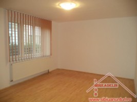inchiriez-apartament-2-camere-zona-centrala-3